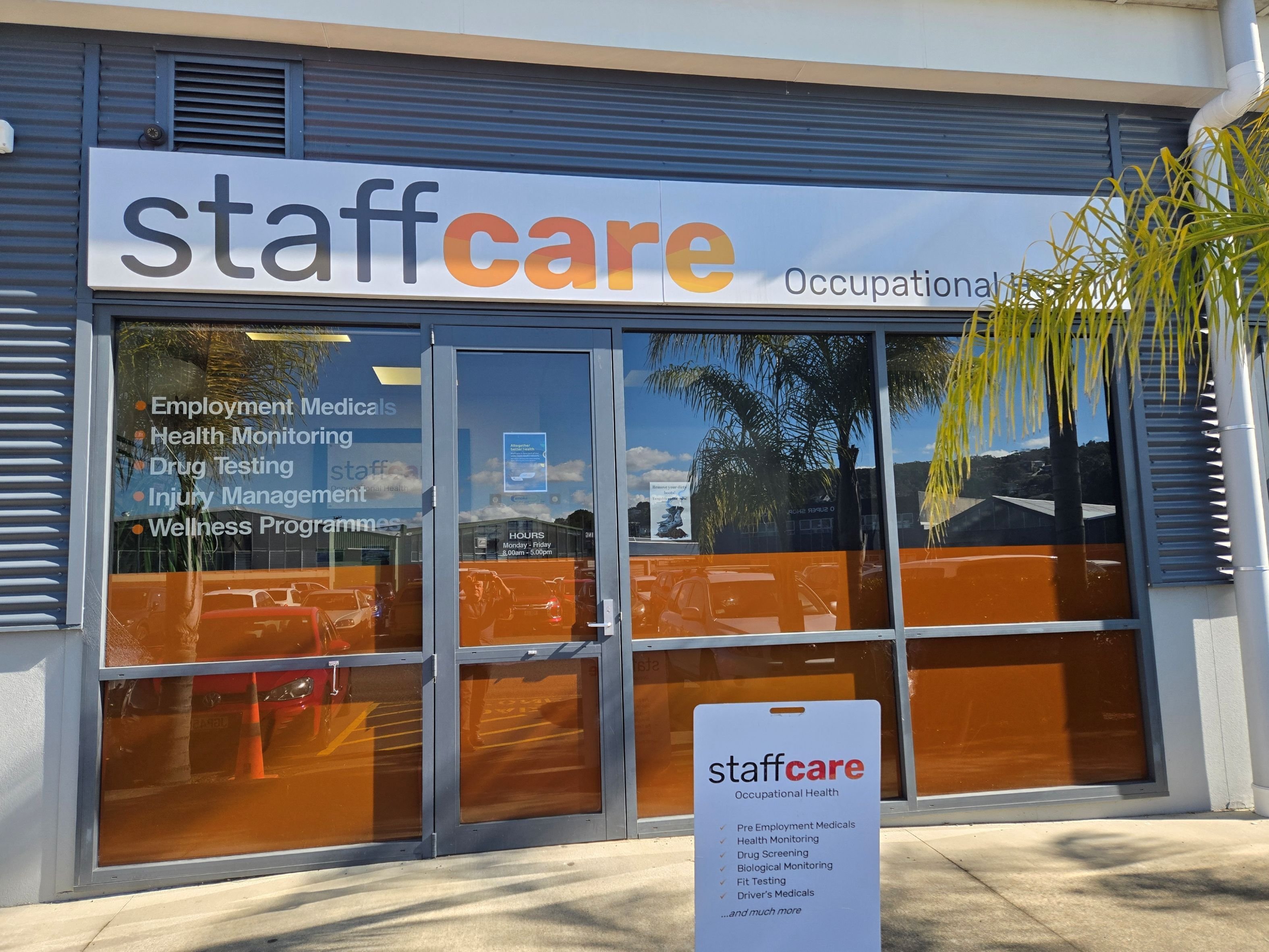 Staffcare clinic3 smaller