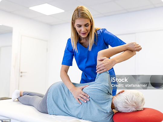 iStock-899113920_NZ Office Women Conversation 1 (3)